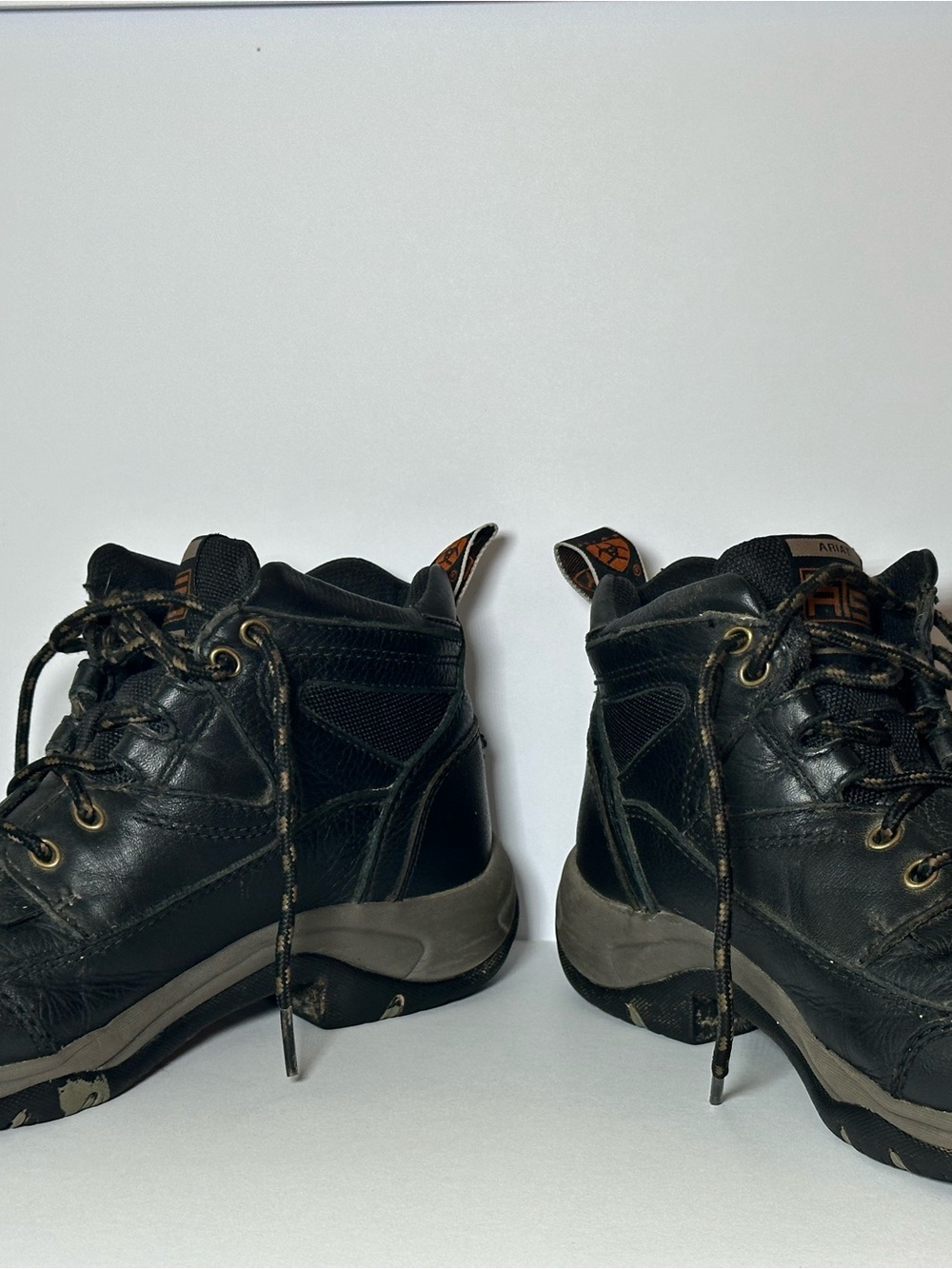 Ariat Women’s Black Work lace up boots Size 6B - Picture 3 of 7